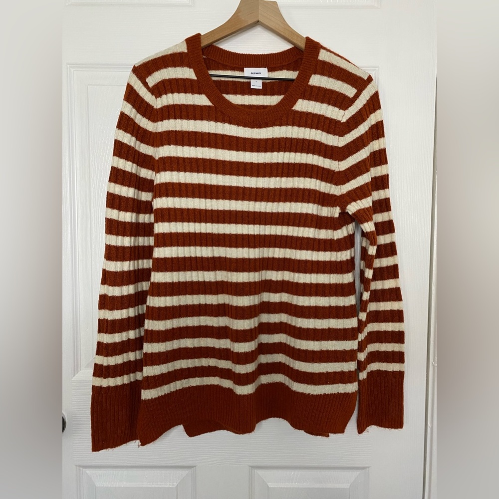 OLD NAVY - size L - orange and cream stripped sweater